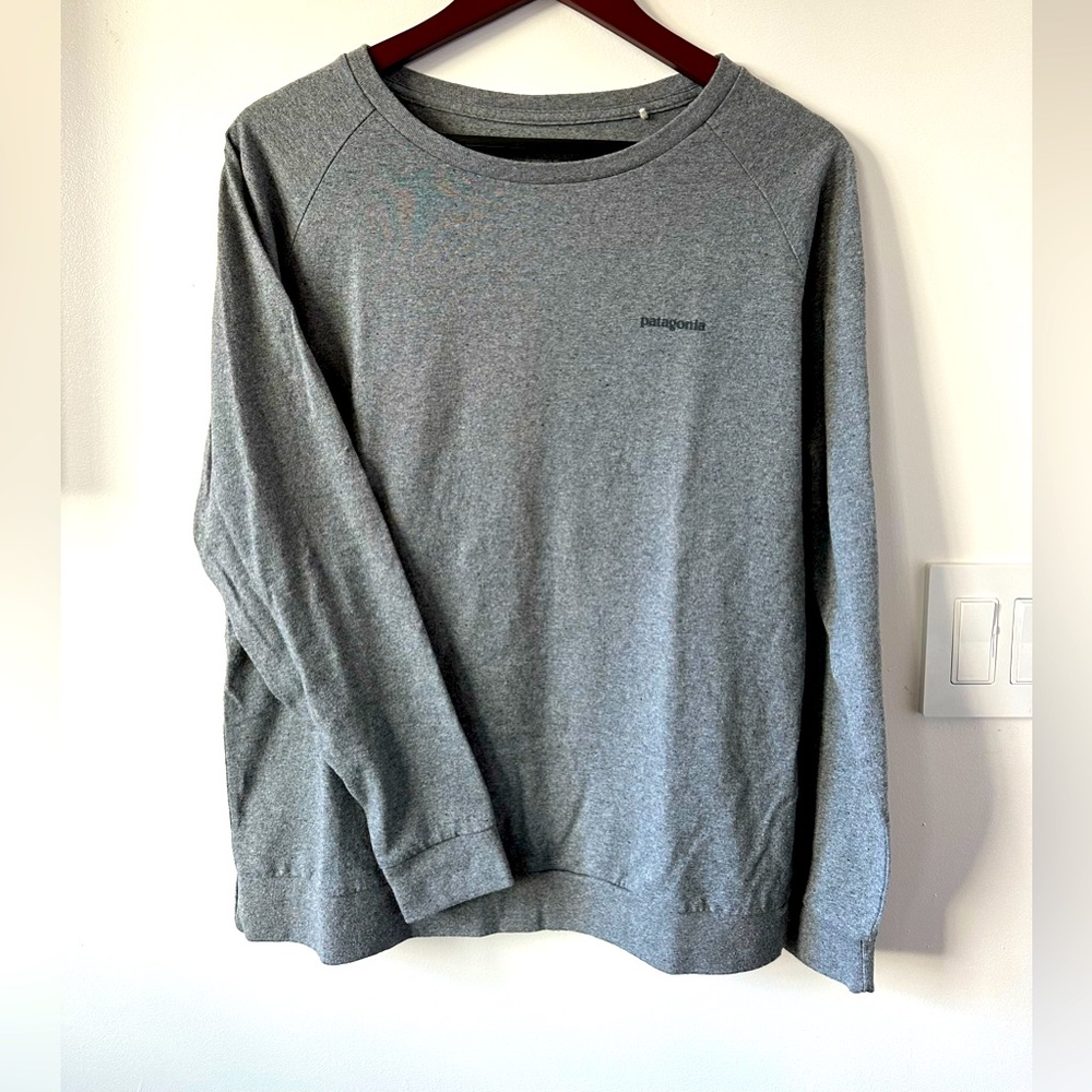 Women's Long-Sleeved P-6 Logo Responsibili-Tee